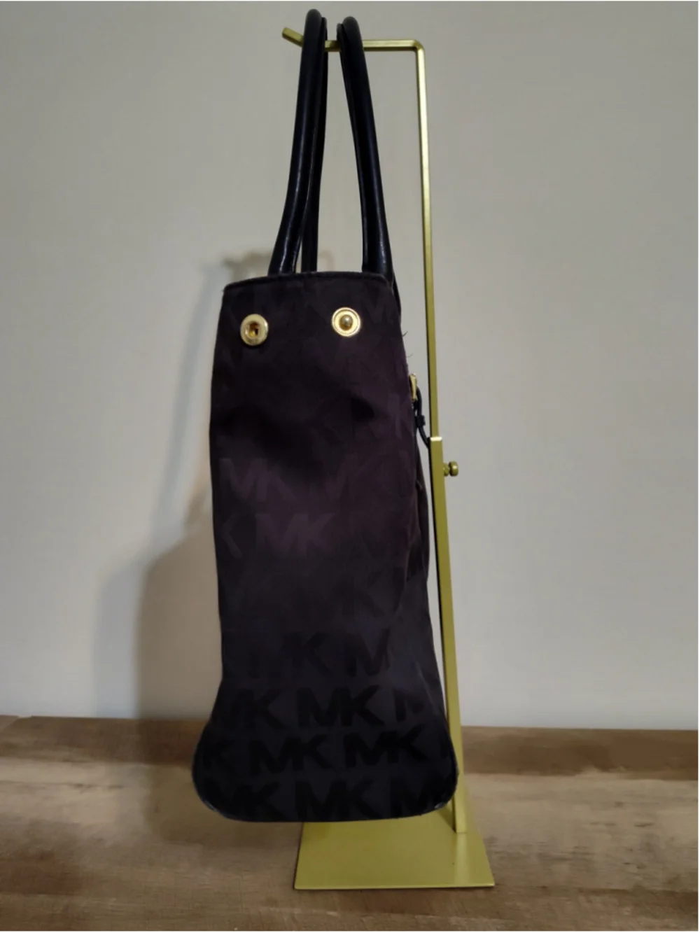 Women's Michael Kors Tote Bag One Size Black Gold
